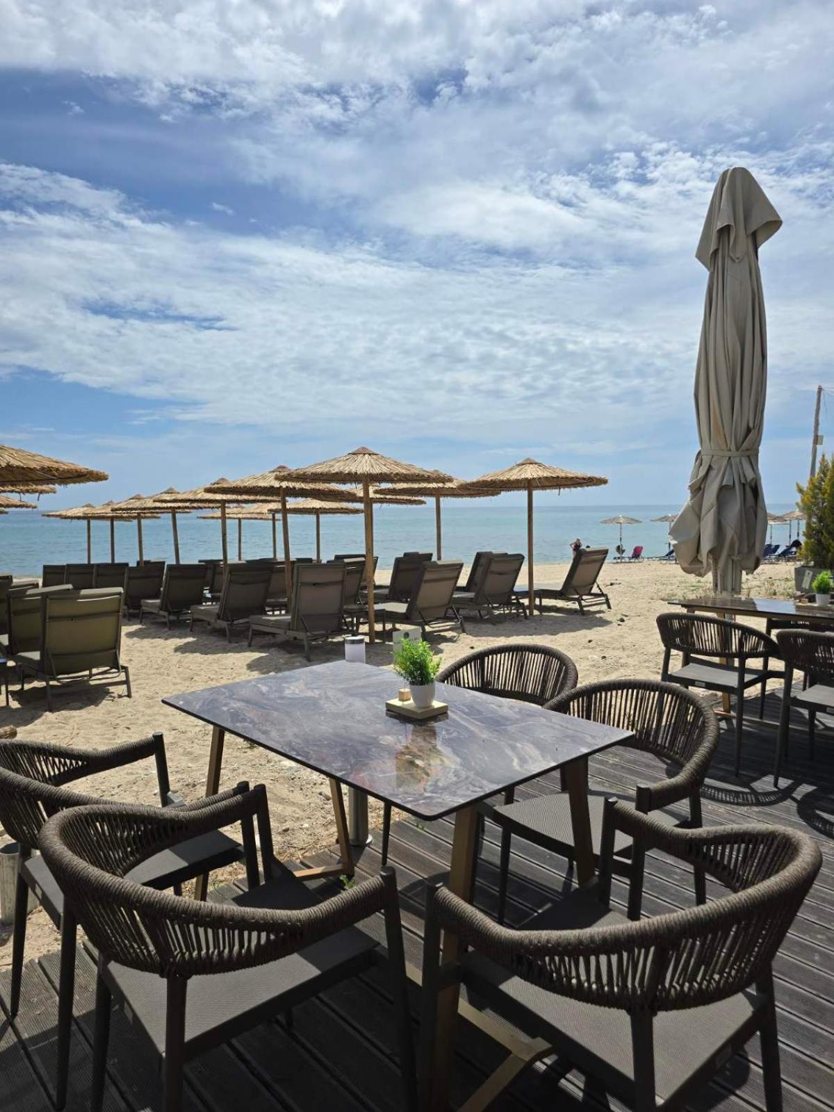 Anna Beach Suites Limenaria  Exteriér fotografie